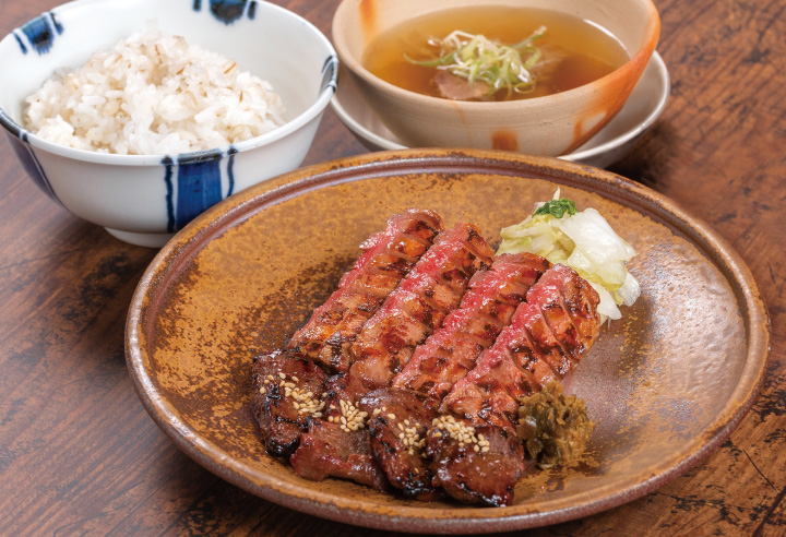 岡山駅前 ランチ 錦町たん屋びぜん